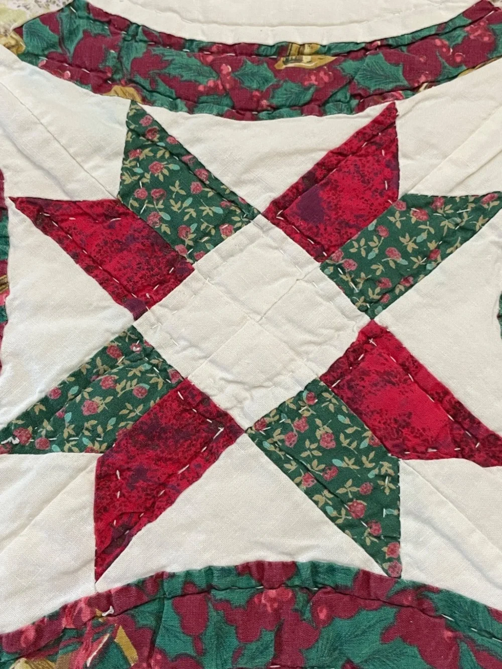 Handmade Double Wedding Ring Country Star Red Green Cream Lap Quilt Wall Hanging